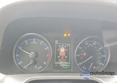 2017 Toyota Rav4 Xle z USA, uszkodzony, nr VIN JTMWFREV6HJ140917